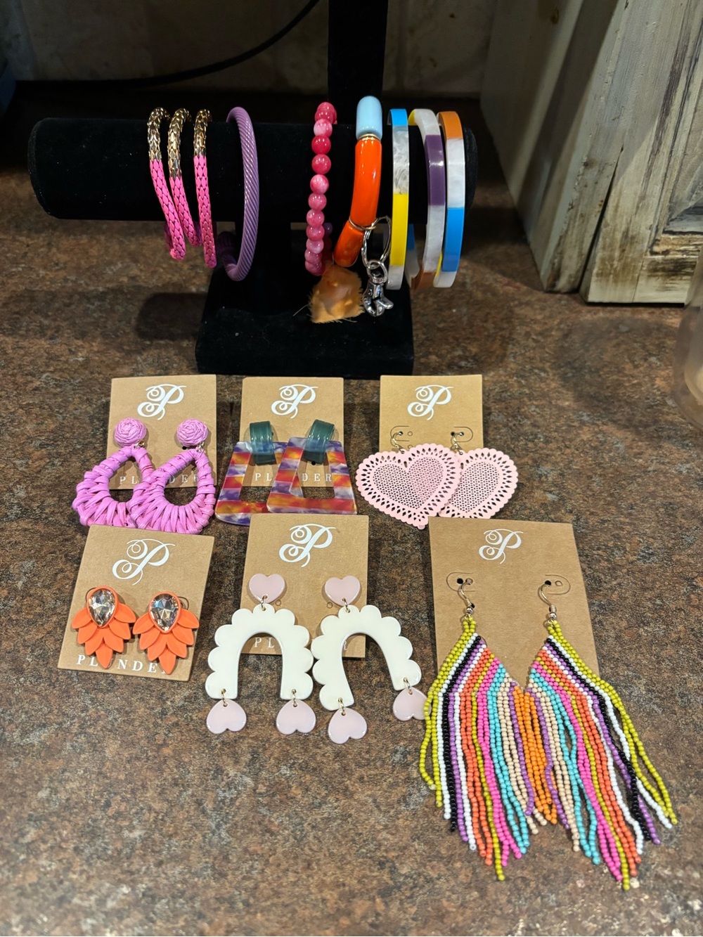 🌈New Plunder earrings and bracelets